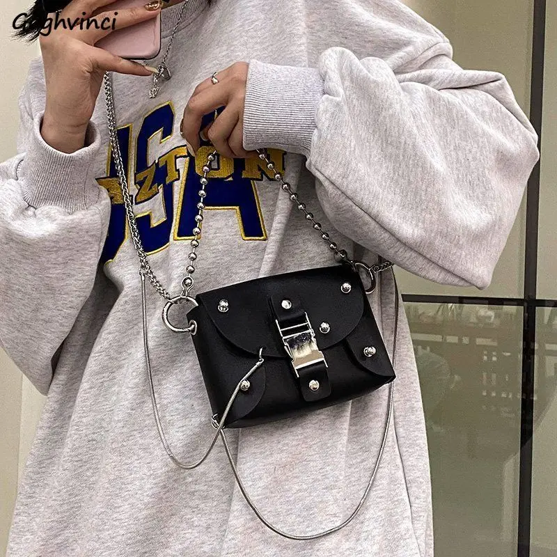 

Crossbody Bags Women Black Dark Academia Punk Hip-hop Girls Fashion Flap Rivet Chains Chic Shoulder Bag Luxury Design PU Leather