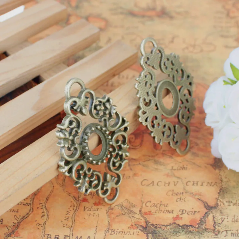

10 Pieces/Lot 62*40MM Retro Jewelry Alloy Double Hole Flower Rattan Hand Row Accessories Charm for DIY Pendant Jewelry Making