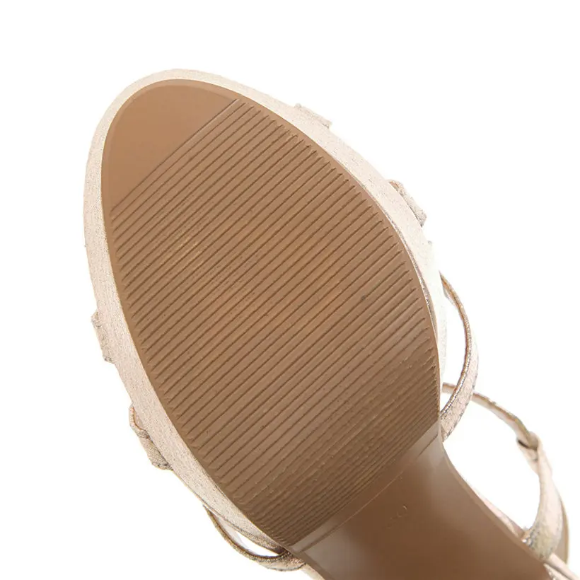 Женские босоножки на платформе с золотыми блестками высоком массивном каблуке