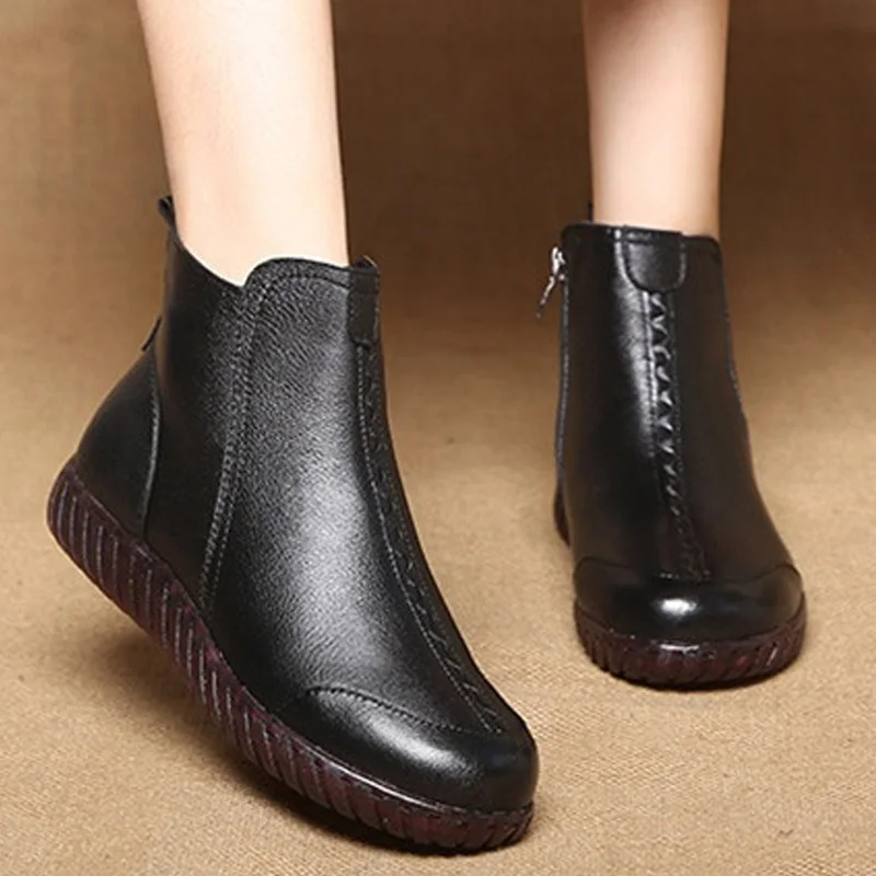 

CEYANEAO 2019 Women Snow Boots Vintage Genuine Leather Natural Wool Fur Winter Warm Ankle Boots For Women Flat Mother ShoesE1253