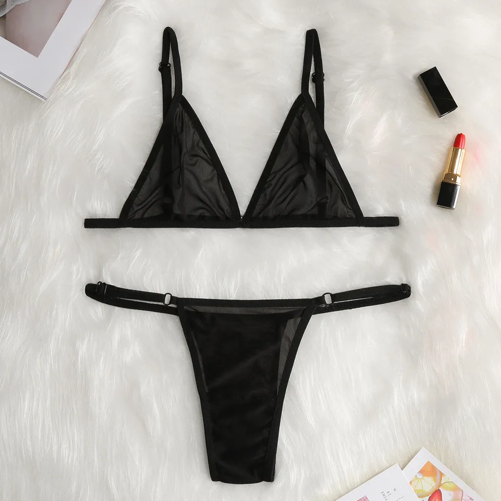 Комплект женского кружевного нижнего белья с глубоким V образным вырезом без