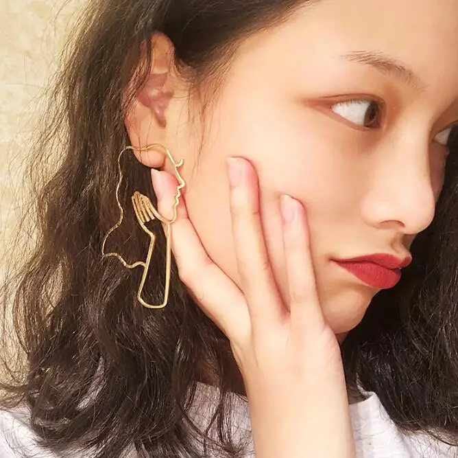ey898 European geometric exaggerated Vintage girl silhouette earrings simple abstract human face Female jewelry | Украшения и