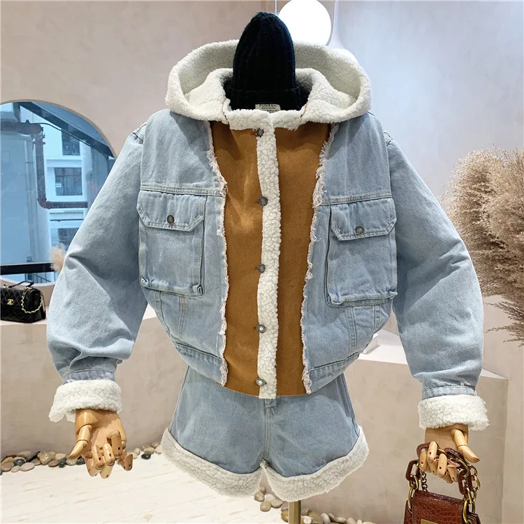 

Thickened Denim Jacket Trousers Suits 2021 Fall Winter New Lambswool Patchwork Hooded Denim Coat and Shorts 2 Piece Set Women