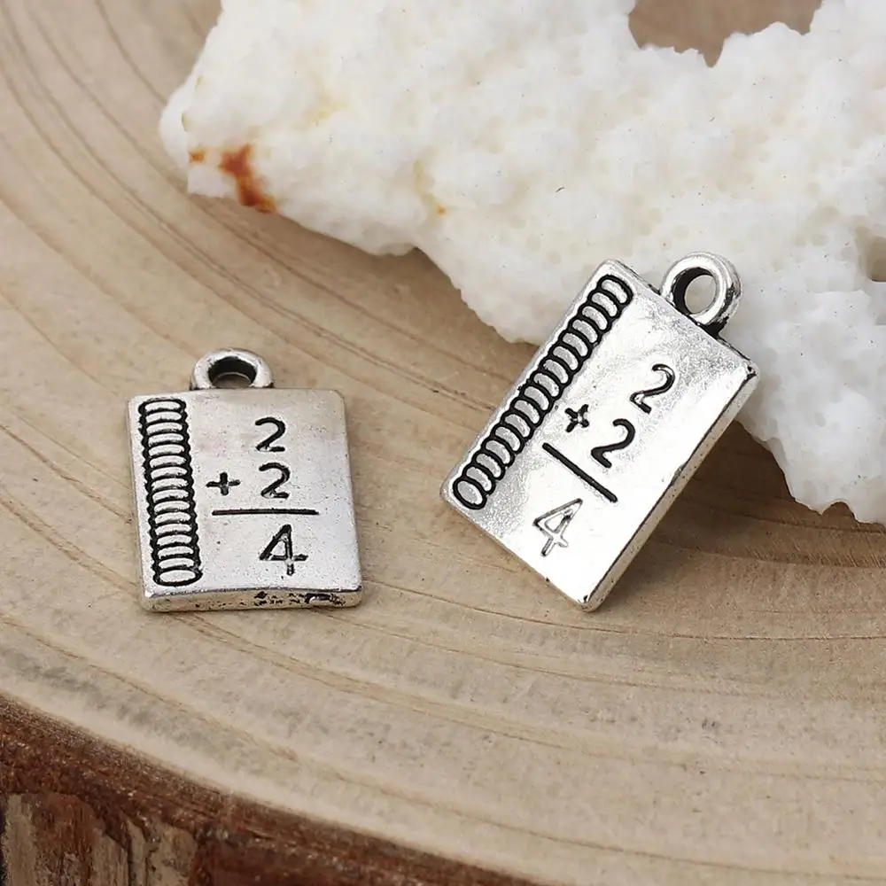 Дорин коробка Модные цинковый сплав на основе школьной формы украшения подвеска