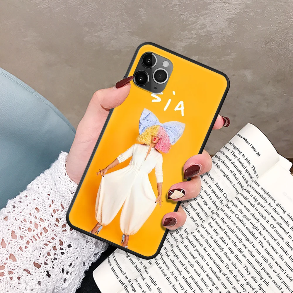 

Sia Kate Isobelle Furler Phone Case For IPhone 5 5S SE 5C 6 6S 7 8 Plus X XS XR 11 12 Mini Pro Max 2020 black Back Trend Etui