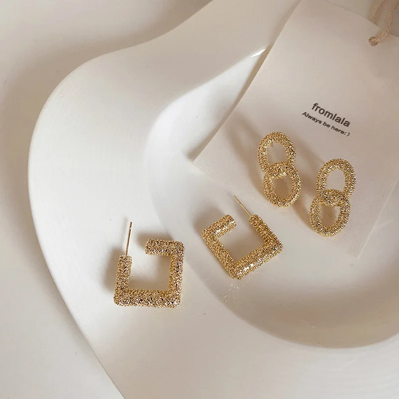 

Minimalist Retro Geometric Square Earrings for Women Mujer Gold Color Metal Hollow Statement Dangle Earrings French Jewelry