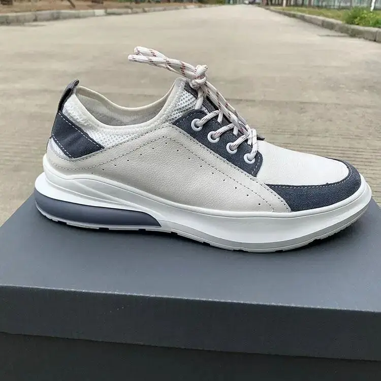 

2021 Fashion Brand Flats Shoes Men Anti Slip Wearable Casual Shoes for Youth Professional Genuine Leather Men Lace Up Sneakers