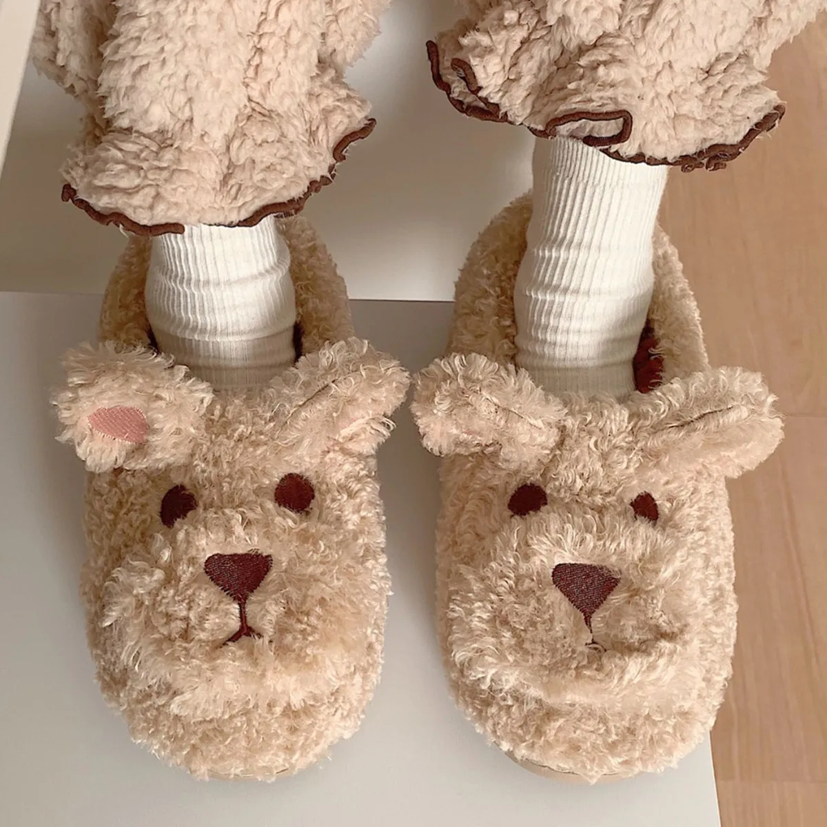 

Cute Dog House Slippers For Women Warm Plush Home Fur Fluffy Slippers Children's Kids Shoes Woman Winter Soft Indoor Room Shoes