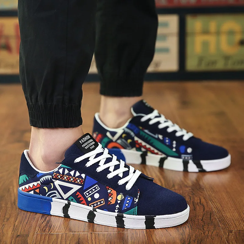 Мужские легкие кроссовки дышащие плоская подошва на шнуровке лето повседневная