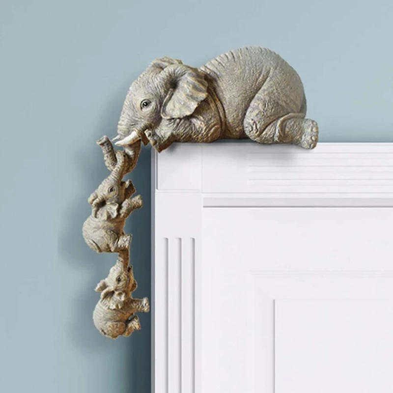

2021 Elephant Sitter Hand-Painted Resin Figurines Mother and Two Babies Hanging Off Edge of Shelf Table Home Decoration Ornament