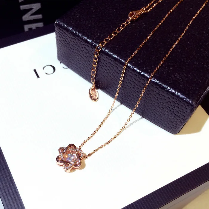 

New Fashion Simple and Beautiful Zircon Six-pointed Star Temperament Female Wild Clavicle Short Necklace Female Girlfriend
