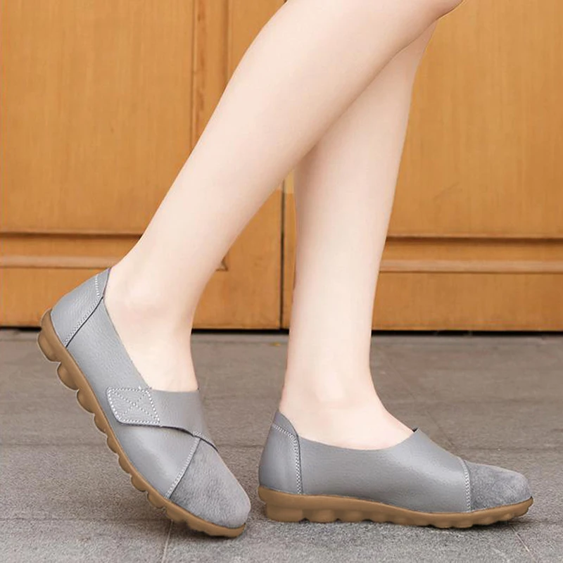 Женские модные туфли на плоской подошве из искусственной кожи женские с круглым