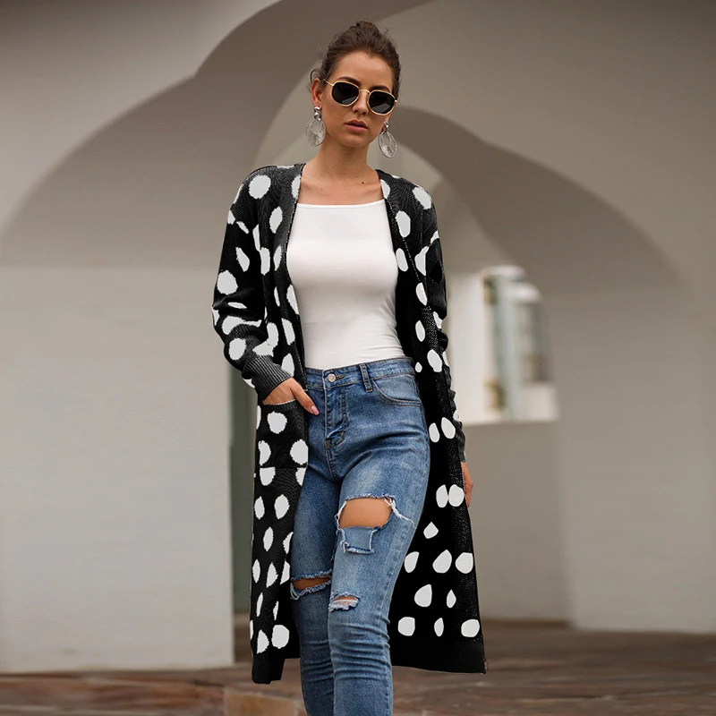 Женский вязаный свитер в горошек TWOTWINSTYLE Осенний длинный с V-образным вырезом и