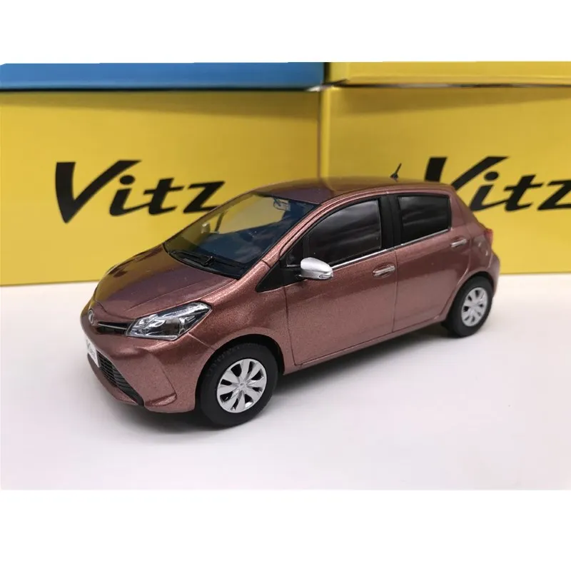1:30 сплав модель автомобиля toyota vitz Детская игрушка автомобиль коллекция подарки