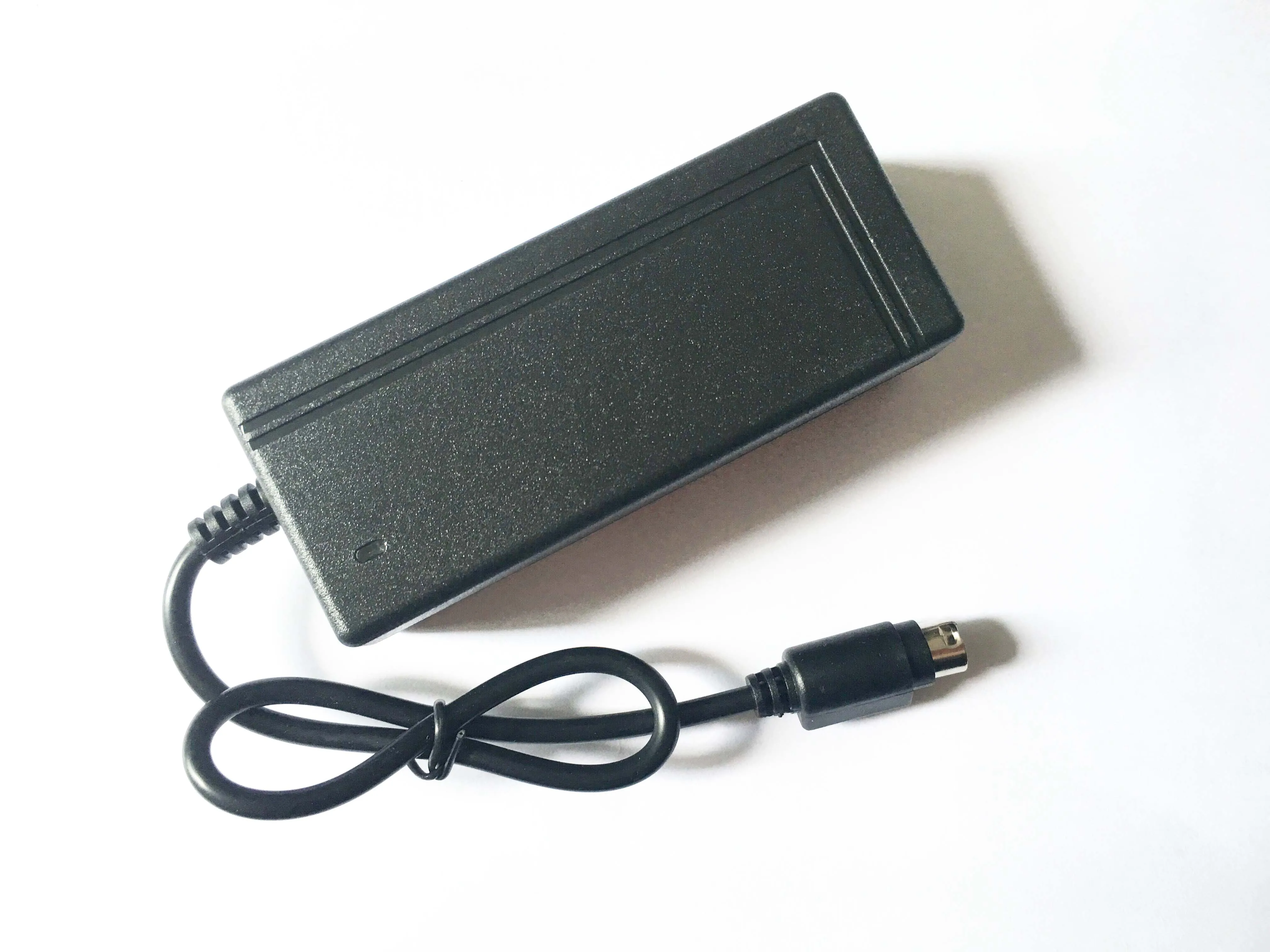 100 V-240 V AC в DC 12 V/5 V 2A чехол для корпуса HDD адаптер питания 4 pin 2000mA 4PIN