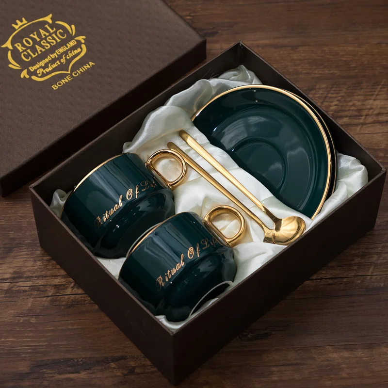 

Nordic Ceramic Coffee Cup And Saucer Modern Design Art Luxury Creative Coffee Mug Set Breakfast Personalised Tazas Mugs BC50FB