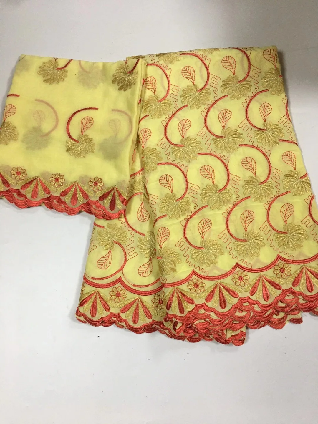 Новое поступление Недорогие 5 + 2 многоцветные швейцарские кружева в Швейцарии 100%