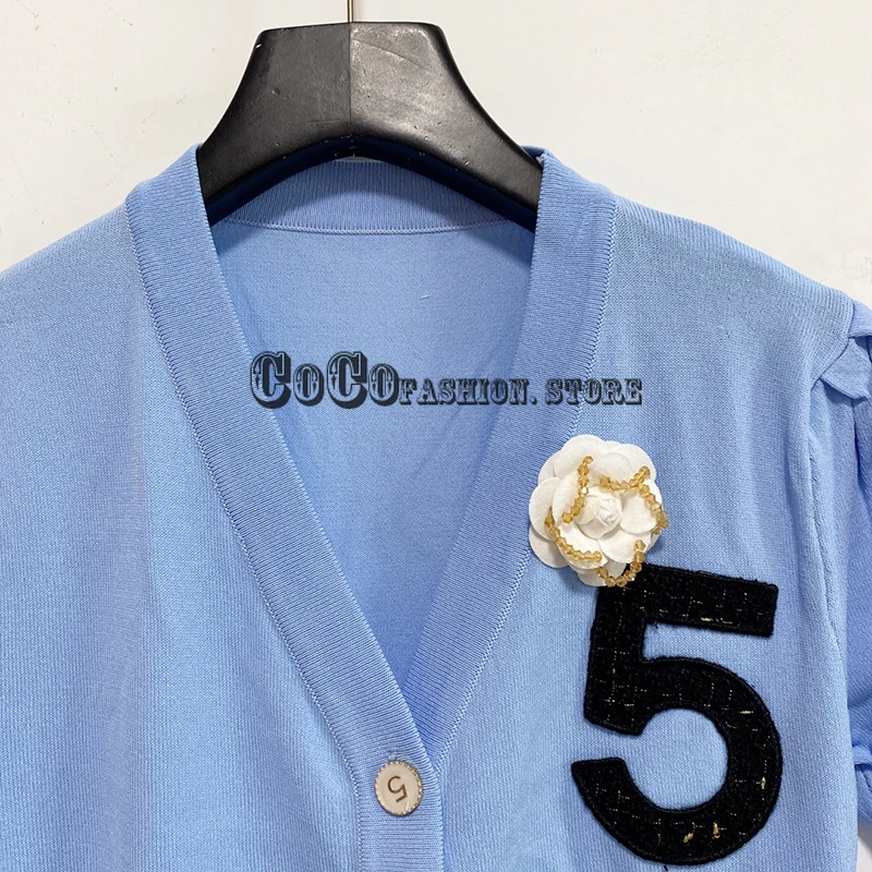 

Luxury Designer Women 2021 new summer New Short sleeve Button v NECK appliques high end T-shirt knitting graphic t shirts Tops
