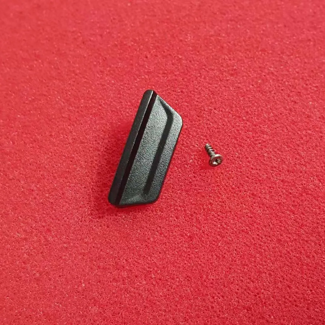 Водонепроницаемый резиновый колпачок для Garmin Edge 530 830 USB оригинальный нижний