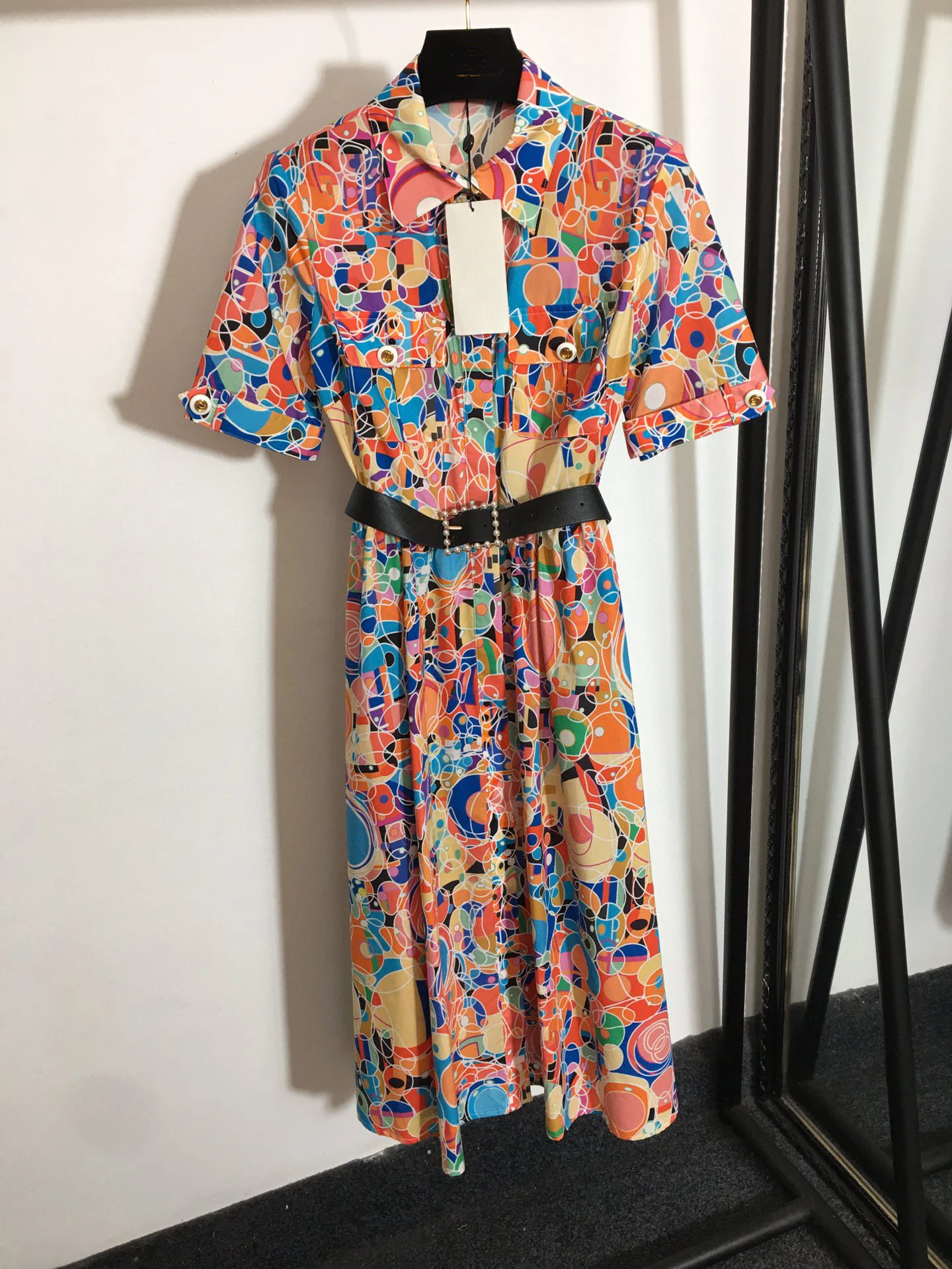 

Женское летнее платье с отложным воротником, элегантное платье с геометрическим принтом и коротким рукавом, платье с поясом