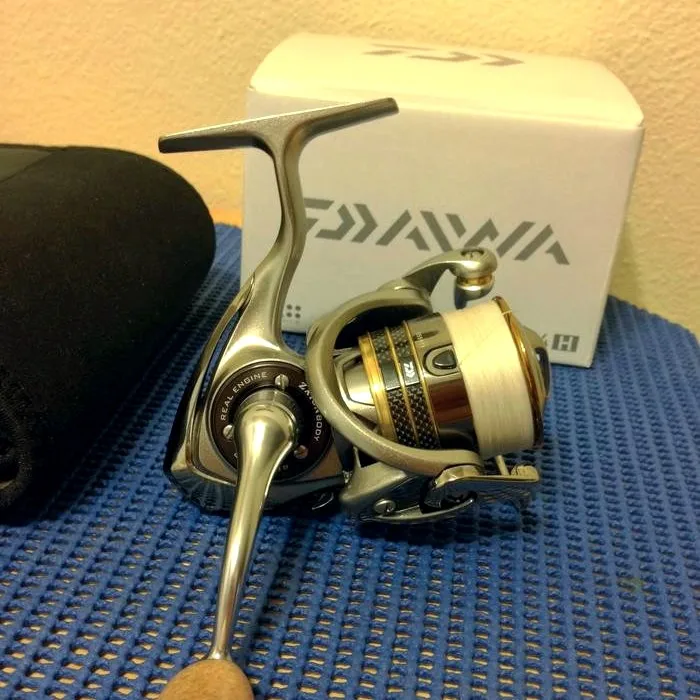 Катушка безынерционная DAIWA Luvias 2510 PE H (12)|Рыболовные катушки| |