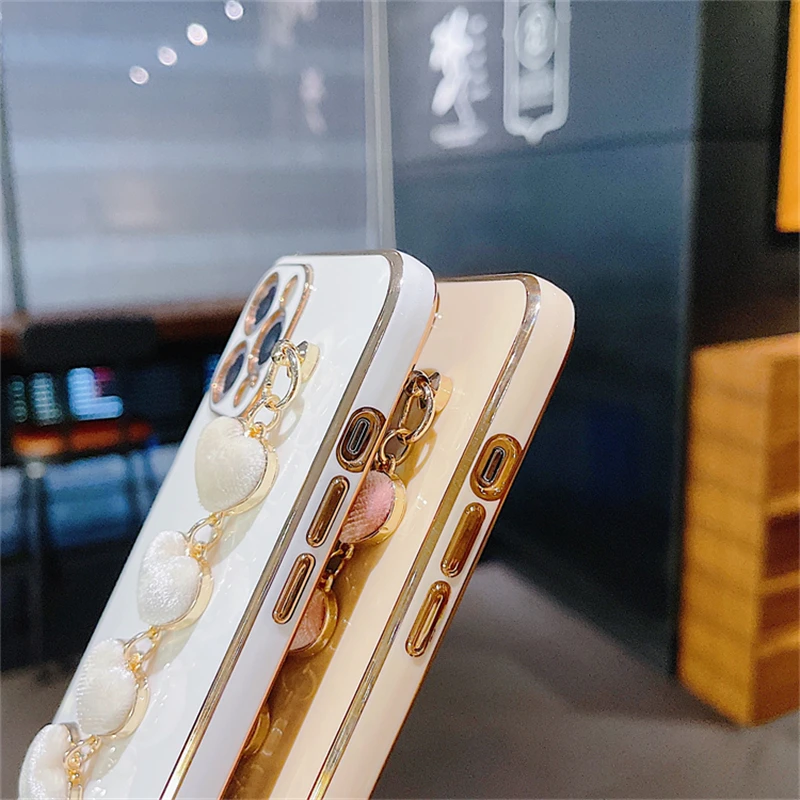 

Cloth velvet love bracelet mobile phone case for iPhone 11 12 Pro Max mini SE 2020 X XR XS Max 7 8 Plus fashion anti-fall case