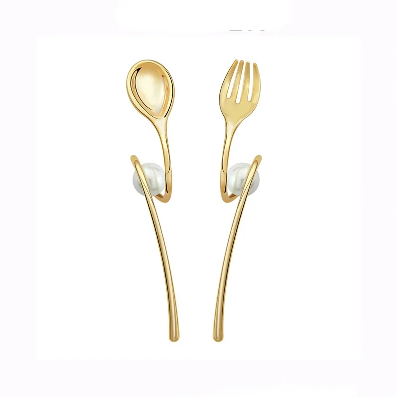 

Blucome New Design Same Product with Stars Quality Copper Stud Earrings Fork Spoon Shape Pearl Earrings for Women New Fashion