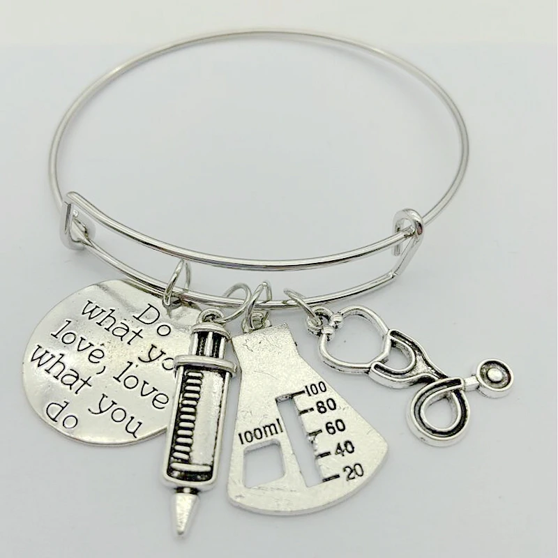 Сделайте то что вы любите Алфавит тег шприц стетоскоп мерный чаша Шарм браслет