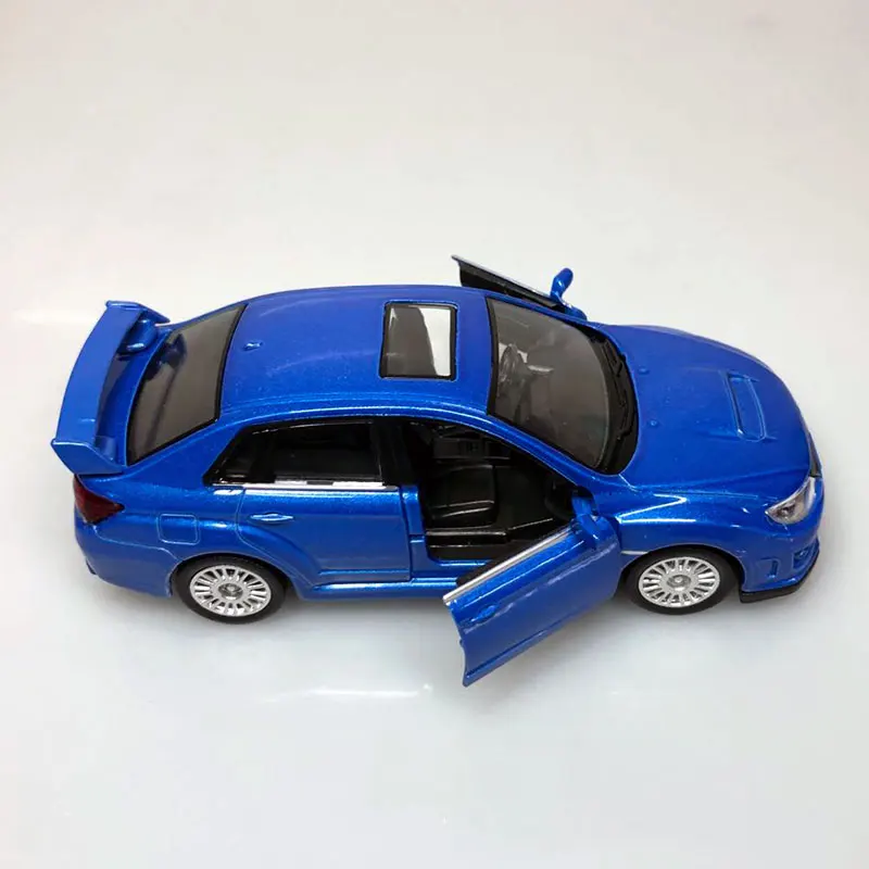 Игрушечные автомобили UNI в масштабе 1/36 японская модель автомобиля Subaru STI из