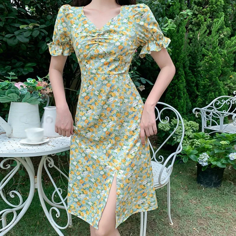 

Dress Summer Women's Daisy Floral V-neck Puff Sleeve Sweet Chiffon Short Sleeve Mid Dresses Plus Size 2021 Fashion Hot Sale