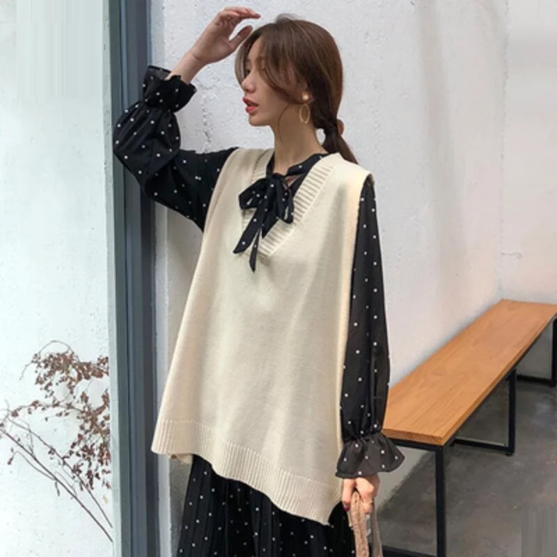 

Women Knitted Sweater Sleeveless Women Loose Sweater Vest Ladies V-Neck Pullovers Teenager Girls Waistcoat Female Outerwear