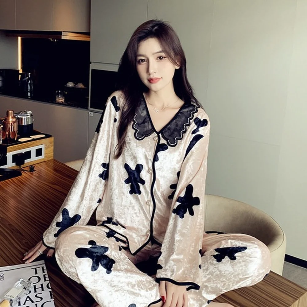Gold Velvet Pajamas for Women Autumn and Winter Long Sleeves Casual Home Wear Suits Sleepwear Women's Pajamas Set pijama mujer