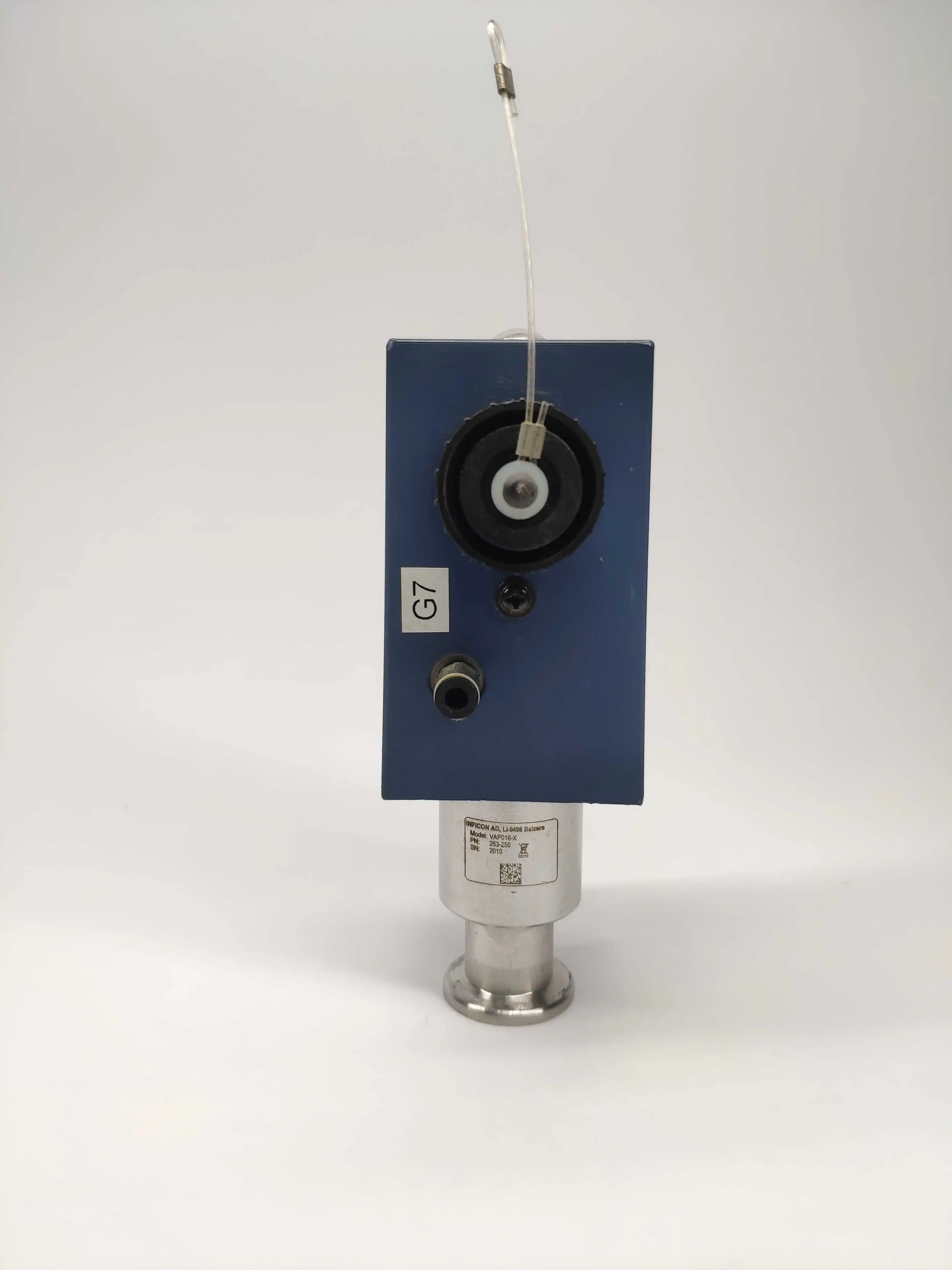 

VAP016-X 253-250 клапан; Использованный, 85% новый; 3 месяца гарантии, бесплатная доставка