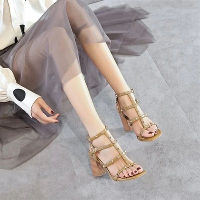 

2021 New Women Sandals Summer Luxury Brand Design Rivet High Heels Fashion Women's Thick Heel Sexy Open Toe Sandals Women Shoes