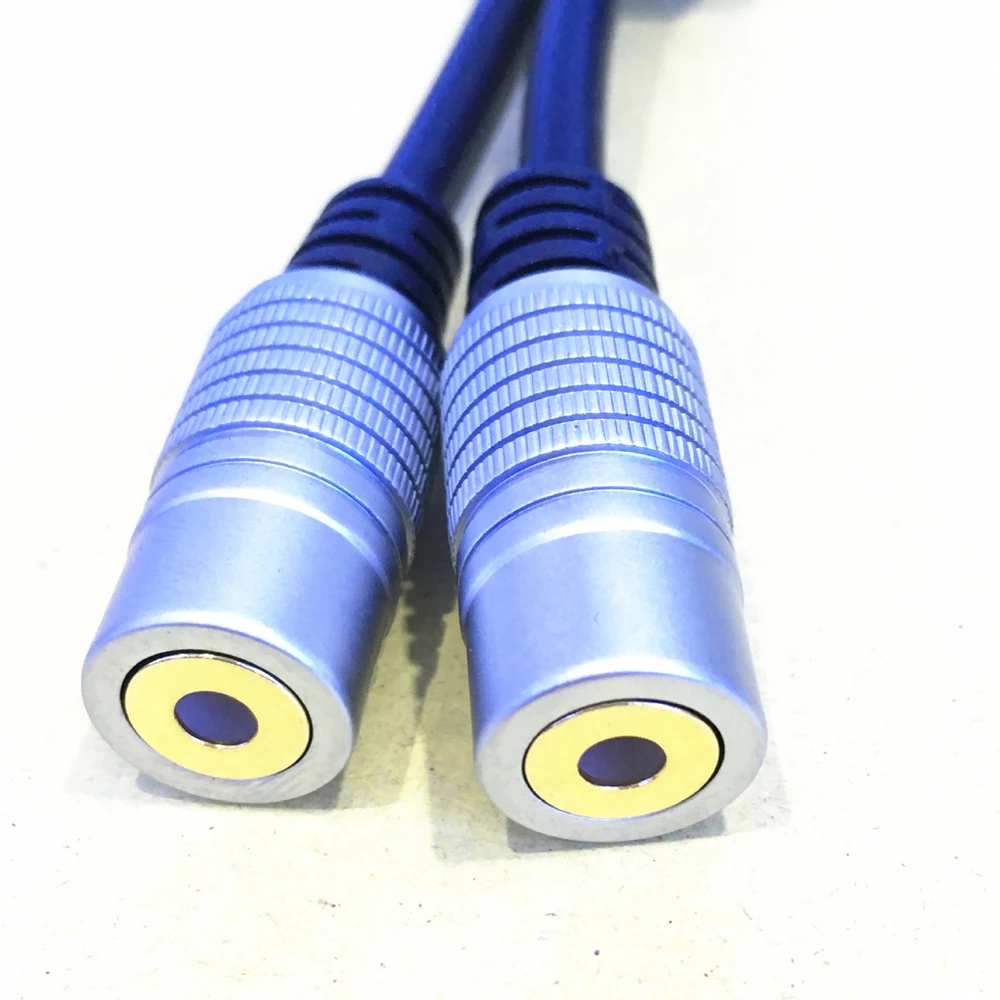 

3.5mm 1 Male to 1/8" 2 Female Earphone Stereo Audio Splitter Flat Cable Cord M/F 0.3m