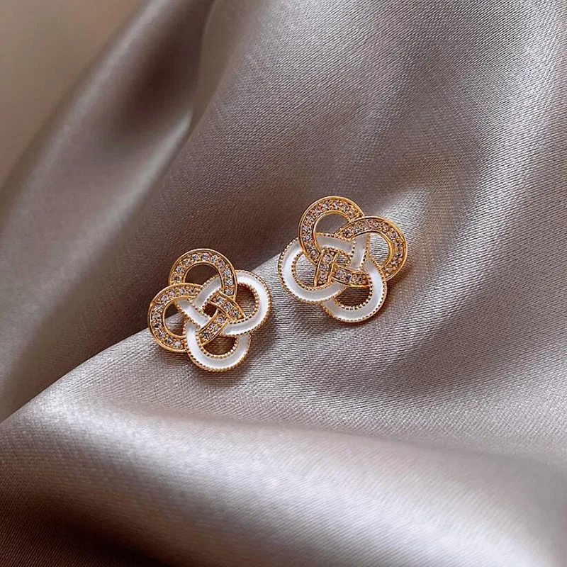 Маленькие серьги в Корейском стиле ретро с четырьмя листьями | Украшения и