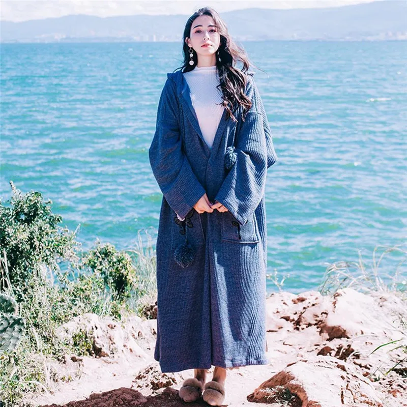 2018 осенне зимние женские свитера в стиле Харадзюку пальто ретро с помпонами