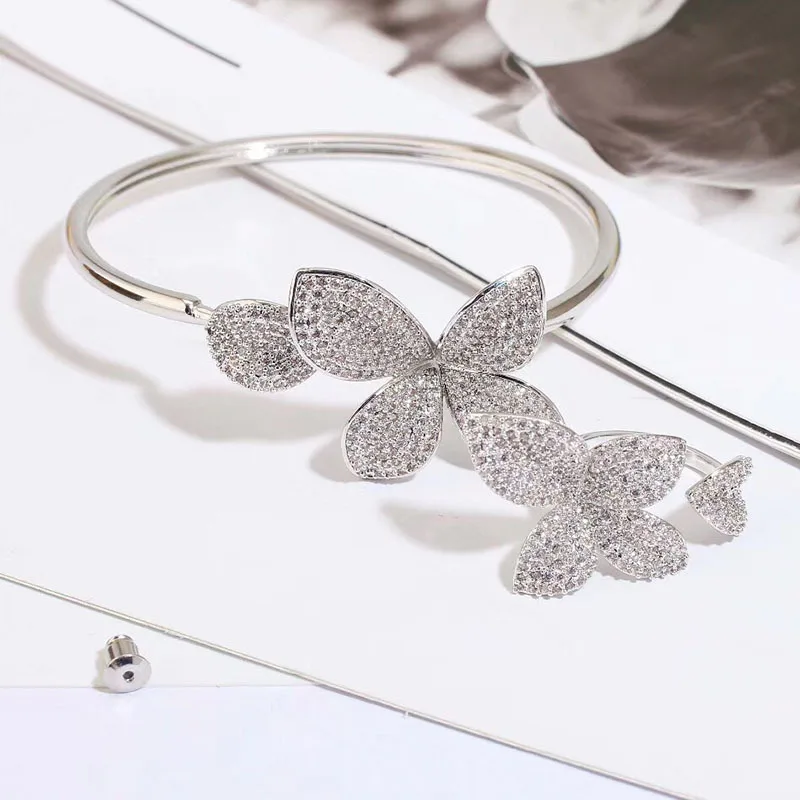 

European and American big-name catwalk creative design leaf flower bracelet ring set luxury dinner ladies accessories