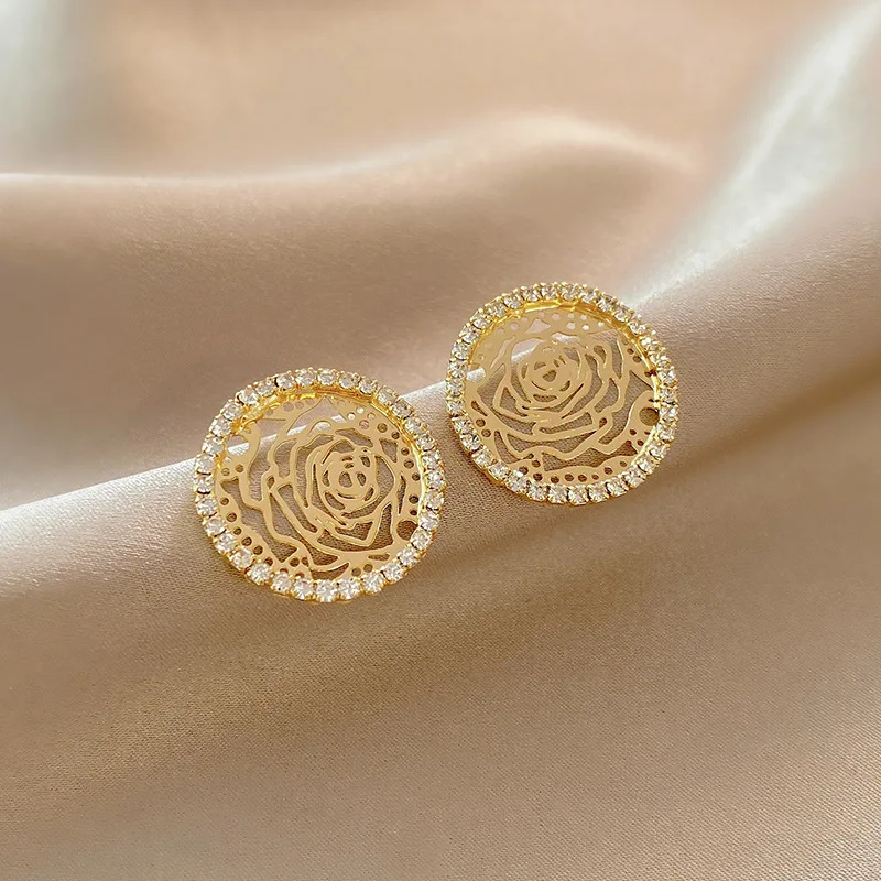 

Fashion 925 Silver Jewelry for Women 2021 Geometric Exaggeration Hollowed Out Earrings Luxury Woman Jewelry Wedding Accessories