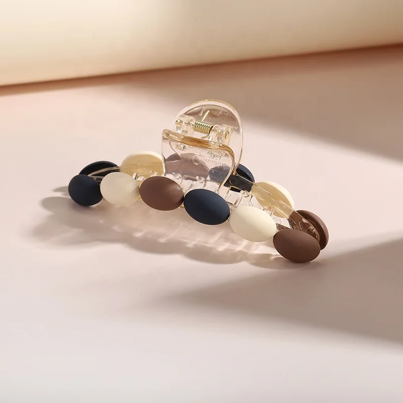 

Wholesale Korean Style Ladies Sweet Ball Plastic Hair Clips Women Hair Accessories