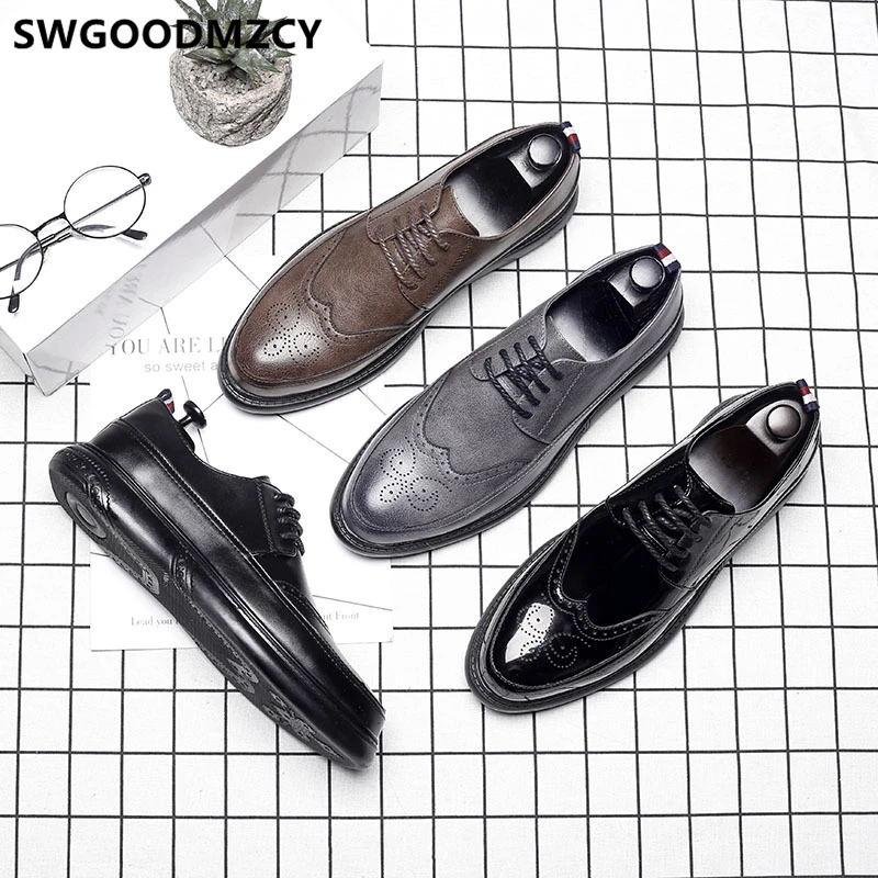 

Dress Shoes Men Classic Brogue Shoes Men Office Patent Leather Italian Brand Formal Leather Shoes For Men Coiffeur Buty Meskie