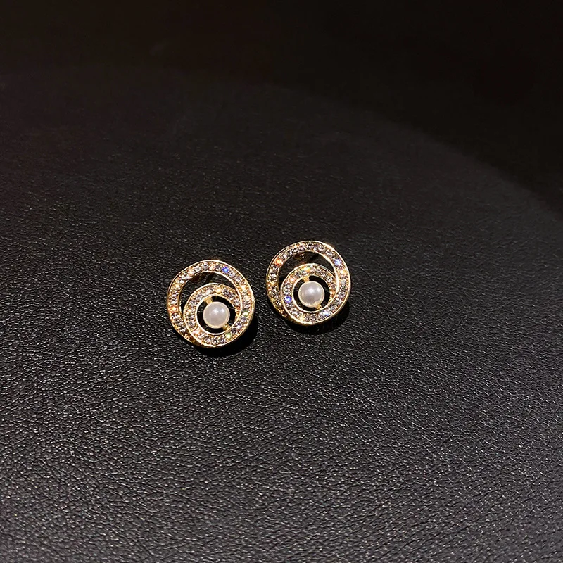 

Fashion Trend Pearl Diamond Women's Romantic Earrings Gifts Elegant and Exquisite Temperament Design Earrings Wholesale