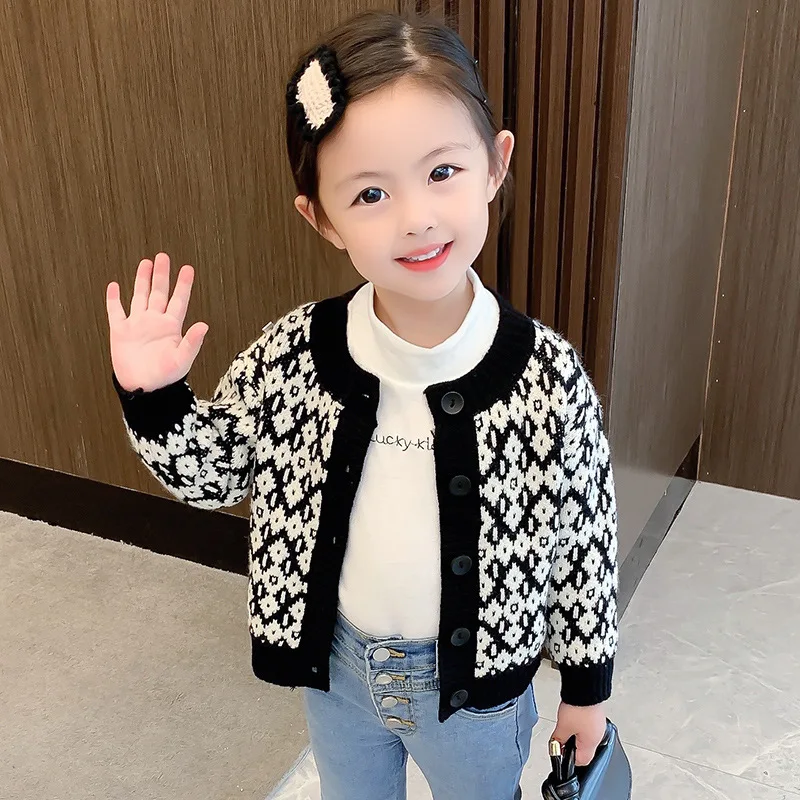 

Girls Fashion Sweaters 2021 Fall New Korean Striped Plaid Long Sleeve Sweater Female Treasure Knit Cardigan Jacket Trend