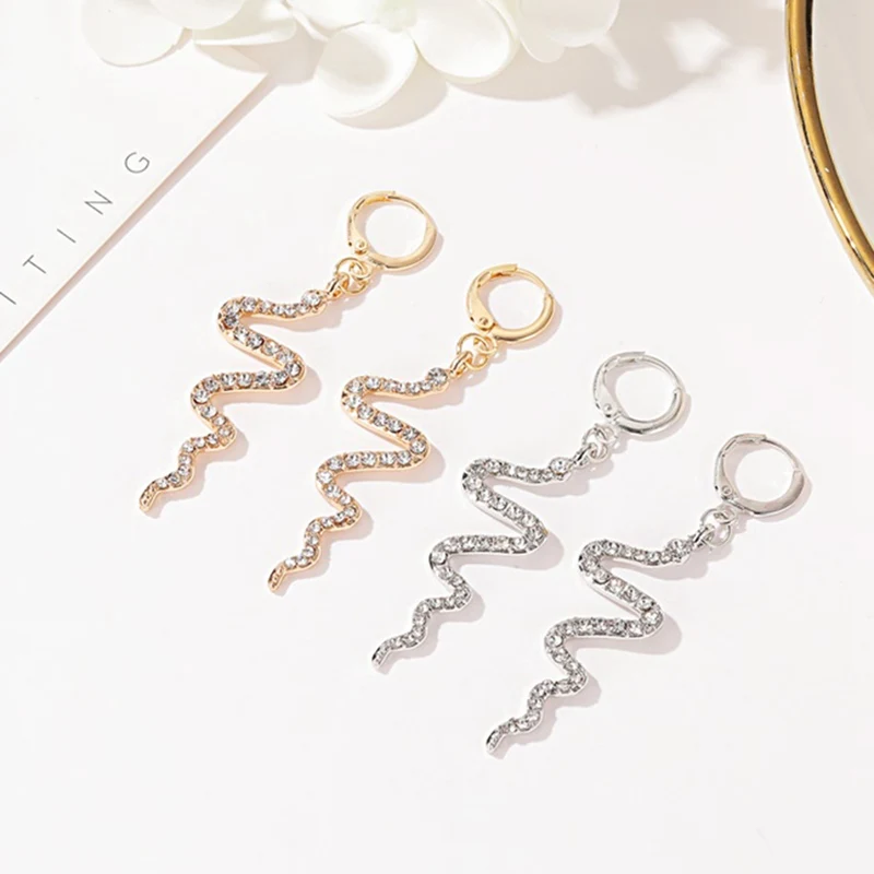 Новинка 2021 женские серьги в виде змеи стиле панк милые серьги-гвоздики с