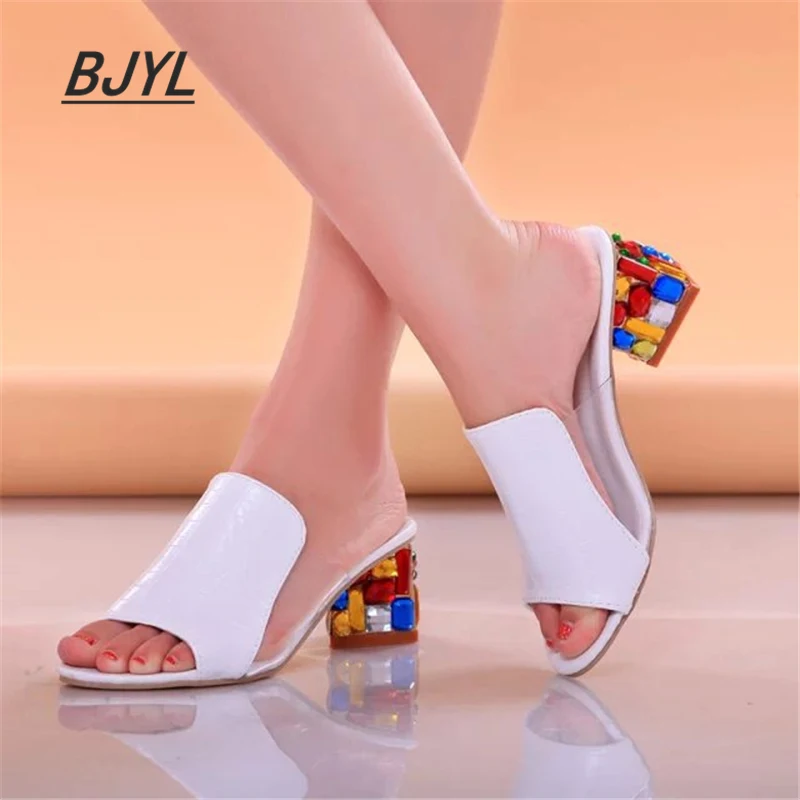 

Elegant summer women's shoes 2019 spring new female diamond sandals fish mouth with rhinestone thick with slippers