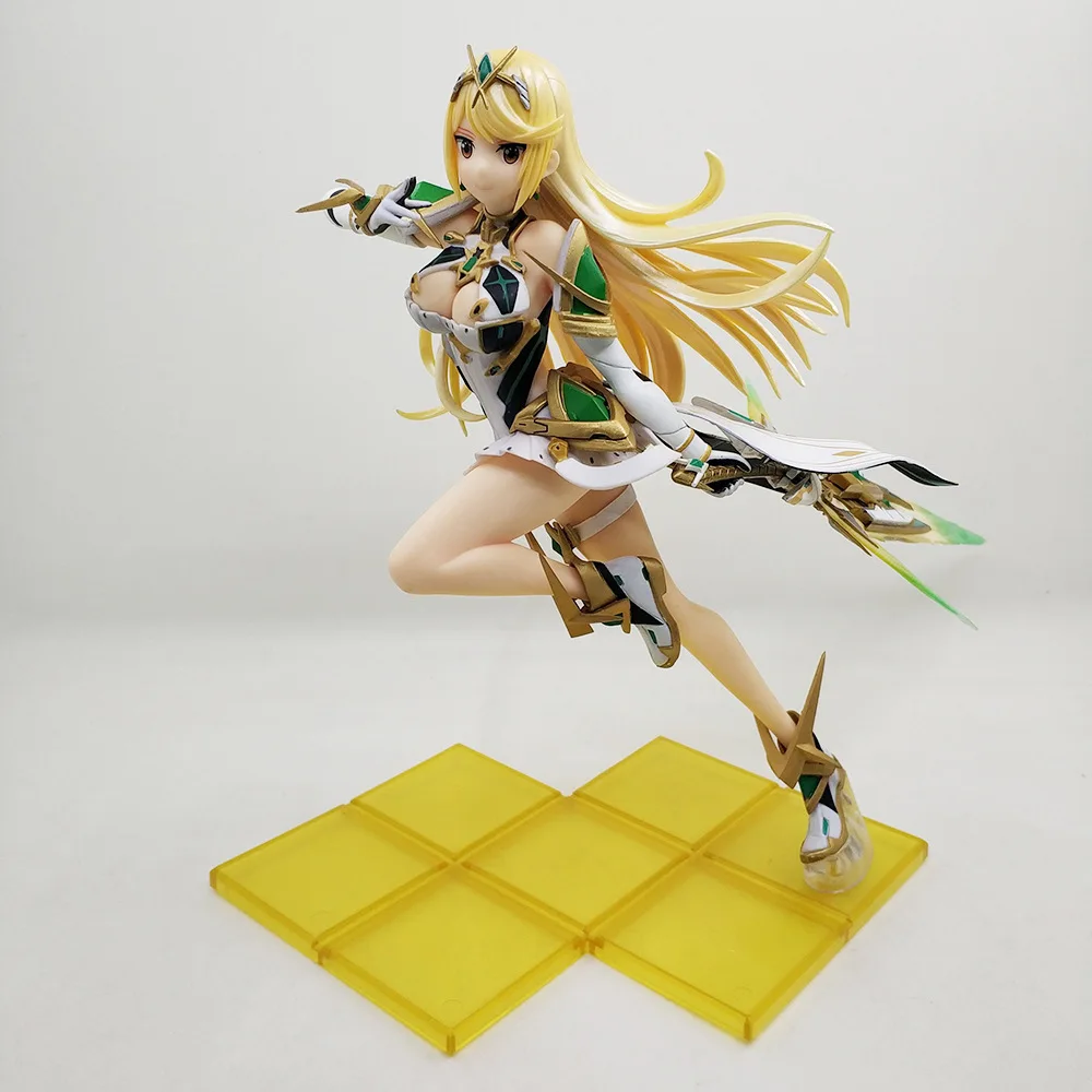 

Xenoblade Chronicles 2 Mythra Hikari / Pyra Homura 27CM PVC Figure Collectible Model Toy
