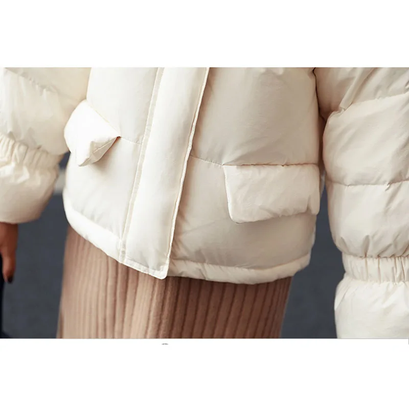 

Tide New Women Short Winter Down Jackets With Natural Large Fur Collar Female Warm Hooded 81% White Duck Down Coat Parka