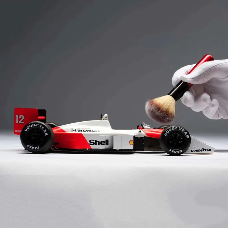 

1/18 McLaren MP4/4 High End полимерная модель автомобиля