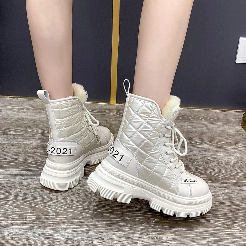 

Женские ботинки на платформе, кожаные ботильоны с плюшевой подкладкой, повседневная обувь на низком толстом каблуке из хлопка, однотонные з...