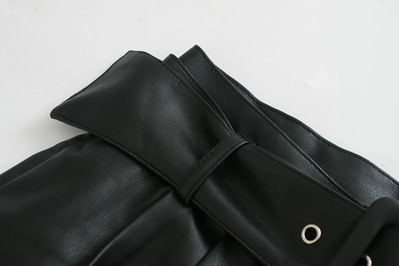 2020 Зимние новые женские оранжевые шорты бермуды из искусственной кожи с поясом |